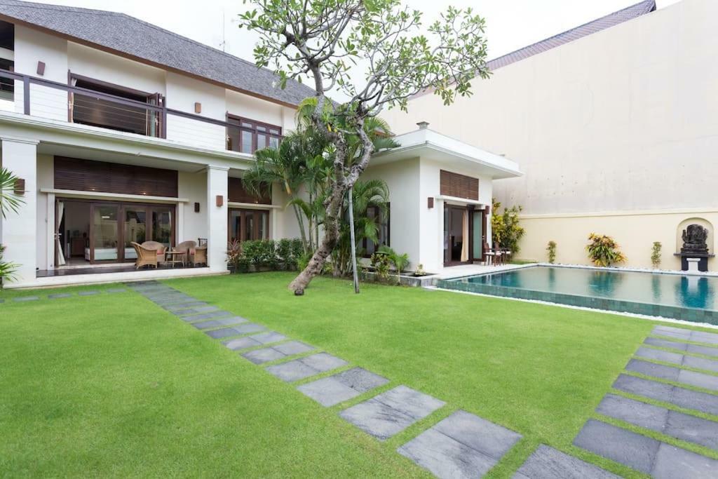 Bali Villa Lotus Seminyak  Exterior photo